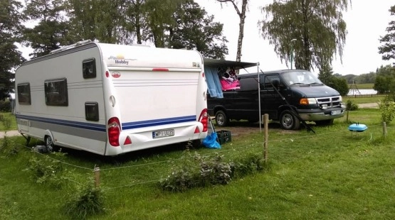                         2007 Hobby de luxe KMFE 560 - zdjęcie 3
                        