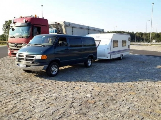                         2007 Hobby de luxe KMFE 560 - zdjęcie 8
                        