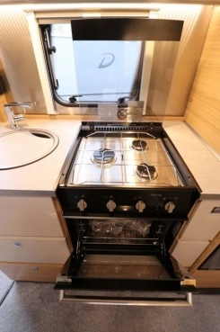                         Przyczepa Dethleffs Generation Scandinavia 545 QMK Zimowa - zdjęcie 21
                        