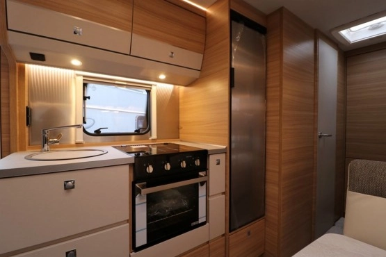                         Przyczepa Dethleffs Generation Scandinavia 545 QMK Zimowa - zdjęcie 3
                        