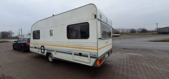                         Przyczepa kempingowa Knaus, toaleta, prysznic, dwie sypialnie, małe dmc - zdjęcie 11
                        