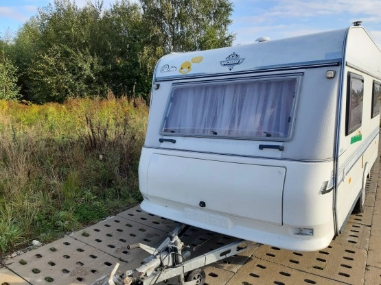                         Hobby Prestige 420 - zdjęcie 4
                        