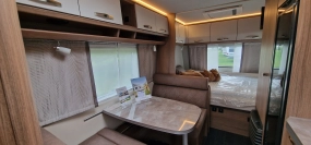                         Tabbert Rossini 490DM 2,3 Finest Edition - zdjęcie 9
                        