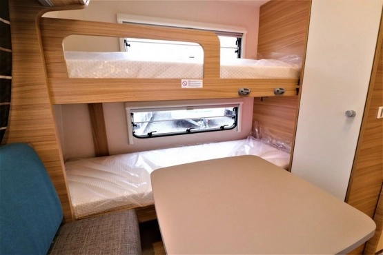                         Dethleffs Camper 740 RFK, 2020 - zdjęcie 18
                        