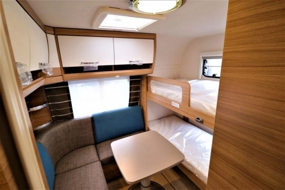                         Dethleffs Camper 740 RFK, 2020 - zdjęcie 6
                        