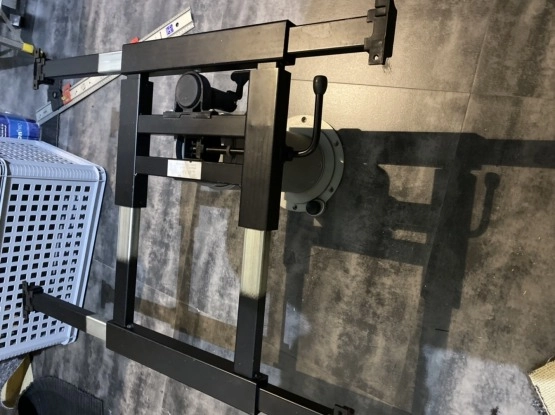                         Noga do stołu - regulowana, obraxana - zdjęcie 2
                        