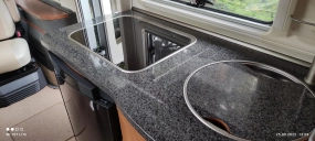                         Hymer Gold edycja 3000 cm stan idealny - zdjęcie 15
                        