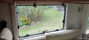                         Hymer Gold edycja 3000 cm stan idealny - zdjęcie 13
                        