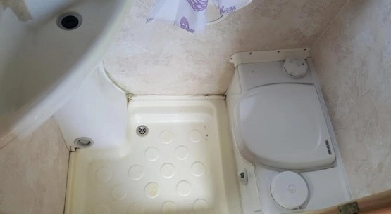                         Przyczepa Kempingowa Fleetwood Colchester 2000 4/5 Osobowa, Przedsionek - zdjęcie 2
                        