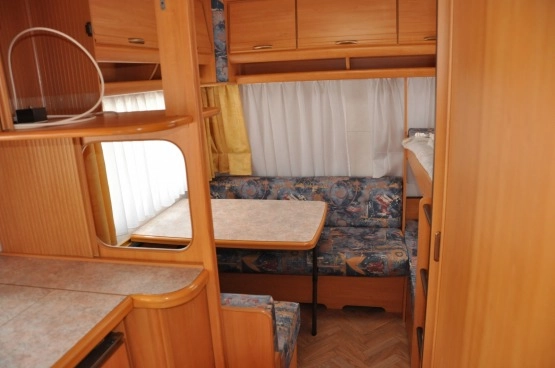                         PRZYCZEPA KEMPINGOWA LMC 530K1 Z KLIMATYZACJĄ - zdjęcie 4
                        