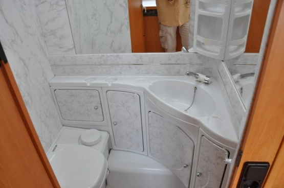                         PRZYCZEPA KEMPINGOWA LMC 530K1 Z KLIMATYZACJĄ - zdjęcie 5
                        