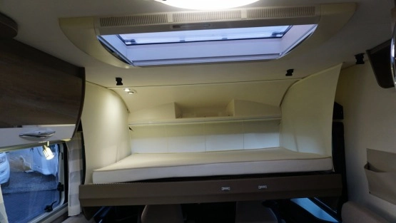                         PILOTE G700GJ Essentiel CarGO! Poznań, Szuflada, Automat, 211 KM - zdjęcie 11
                        