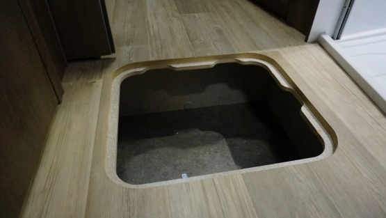                         PILOTE G700GJ Essentiel CarGO! Poznań, Szuflada, Automat, 211 KM - zdjęcie 19
                        