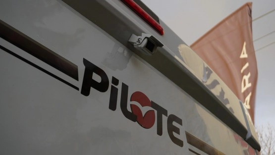                         PILOTE G700GJ Essentiel CarGO! Poznań, Szuflada, Automat, 211 KM - zdjęcie 4
                        