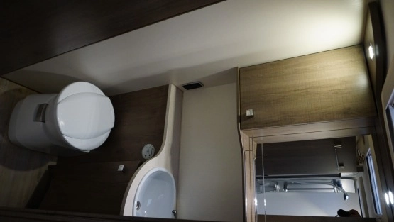                         PILOTE G700GJ Essentiel CarGO! Poznań, Szuflada, Automat, 211 KM - zdjęcie 8
                        