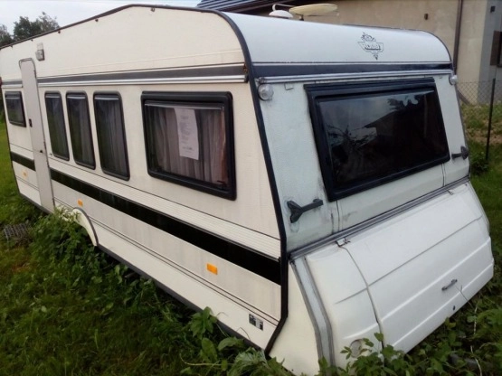                         Przyczepa kempingowa HOBBY 520 z nowym dachem - zdjęcie 1
                        