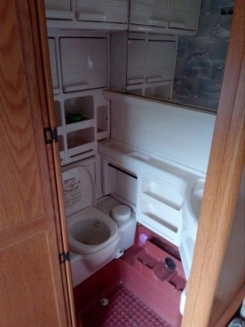                         Przyczepa kempingowa HOBBY 520 z nowym dachem - zdjęcie 2
                        