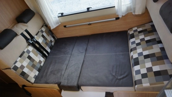                         SunLight A70, Doposażony, SOG, Alarm, Klima, Markiza, Podpory - zdjęcie 12
                        