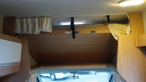                         SunLight A70, Doposażony, SOG, Alarm, Klima, Markiza, Podpory - zdjęcie 14
                        