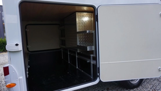                         SunLight A70, Doposażony, SOG, Alarm, Klima, Markiza, Podpory - zdjęcie 15
                        