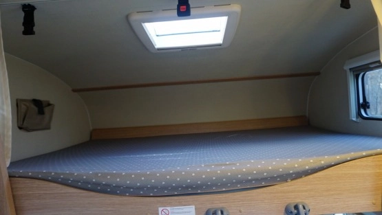                         SunLight A70, Doposażony, SOG, Alarm, Klima, Markiza, Podpory - zdjęcie 19
                        