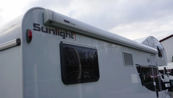                         SunLight A70, Doposażony, SOG, Alarm, Klima, Markiza, Podpory - zdjęcie 3
                        