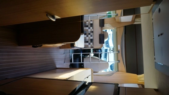                         SunLight A70, Doposażony, SOG, Alarm, Klima, Markiza, Podpory - zdjęcie 8
                        