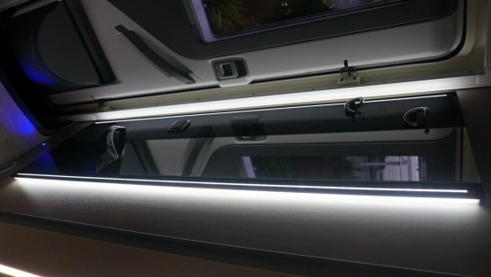                         Ford Challenger 347 graphite, kolekcja 2020, 170 km, automat, truma diesel, bogate wyposazenie - zdjęcie 11
                        