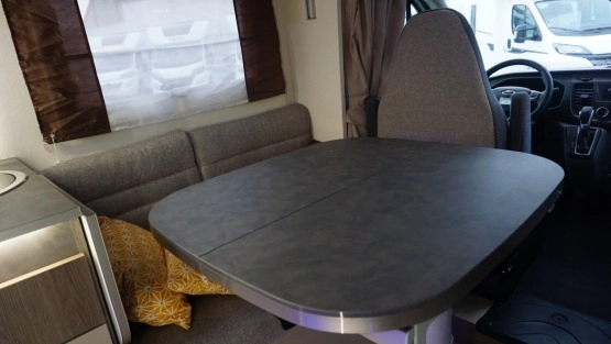                         Ford Challenger 347 graphite, kolekcja 2020, 170 km, automat, truma diesel, bogate wyposazenie - zdjęcie 15
                        