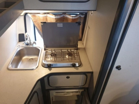                         Ford Transit CS Reisemobile Rhodos - zdjęcie 4
                        