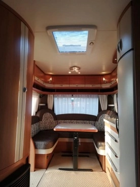                         Hobby 495 Ufe z 2011 - zdjęcie 6
                        