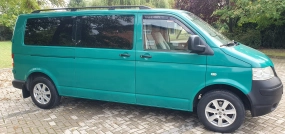                         VW T5 a'la kamper bus - zdjęcie 18
                        