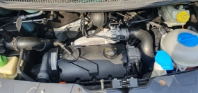                         VW T5 a'la kamper bus - zdjęcie 6
                        