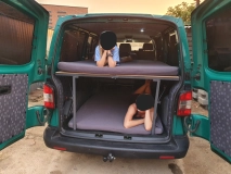                         VW T5 a'la kamper bus - zdjęcie 2
                        