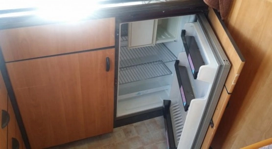                         Sprzedam przyczepę Hobby de Luxe 520 - zdjęcie 4
                        