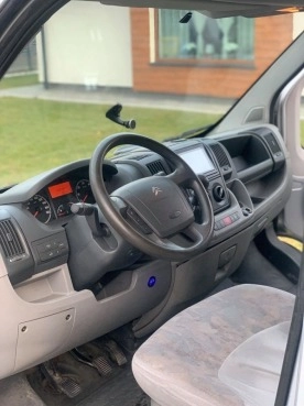                         Citroen Jumper Kamper do przewozu motocykli, duży garaż, prysznic, wc - zdjęcie 18
                        