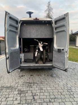                         Citroen Jumper Kamper do przewozu motocykli, duży garaż, prysznic, wc - zdjęcie 21
                        