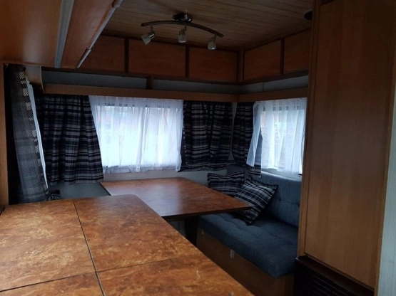                         Przyczepa kempingowa po remoncie - zdjęcie 4
                        