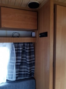                         Przyczepa kempingowa po remoncie - zdjęcie 6
                        