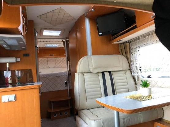                         Fiat Ducato LMC 2.3, 1 z 50 na świecie, zamienię na integrę - zdjęcie 13
                        