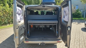                         kamperVAN Opel Vivaro 1.6 BiTurbo 140KM wersja extra long Faktura VAT23% - zdjęcie 6
                        