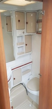                         Hobby 560 UFF z 2009 roku - zdjęcie 11
                        