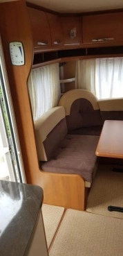                         Hobby 560 UFF z 2009 roku - zdjęcie 6
                        