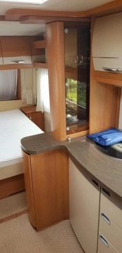                         Hobby 560 UFF z 2009 roku - zdjęcie 8
                        