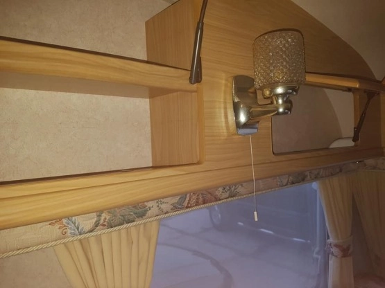                         Bailey Pegeant z moverem plus namiot, 1999 rok - zdjęcie 2
                        