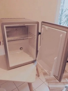                         Lodówka Waeco MyFridge 40 MF-40 230V/12V kamper kemping retro Dometic - zdjęcie 2
                        