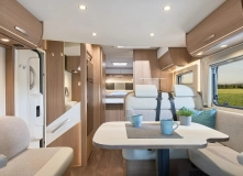                         OD RĘKI ZIMOWY Kamper Carado T447 Edition24 Grupa Hymer - zdjęcie 5
                        