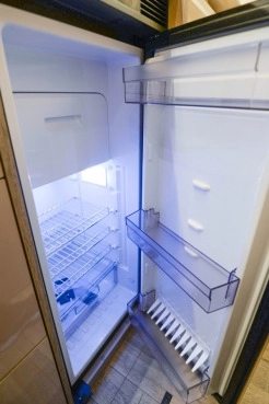                         Globe-Traveller Voyager Z Klima Solar Navi TV Pneumatyka WC Prysznic - zdjęcie 15
                        