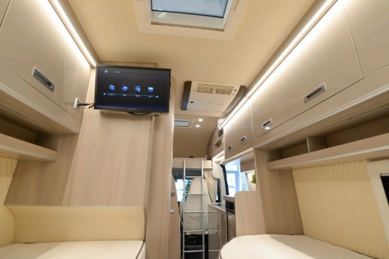                         Globe-Traveller Voyager Z Klima Solar Navi TV Pneumatyka WC Prysznic - zdjęcie 17
                        