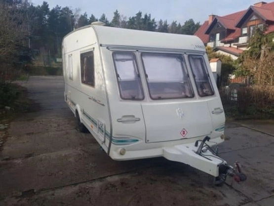                         Przyczepa kempingowa Herald z namiotem 1999 rok - zdjęcie 5
                        